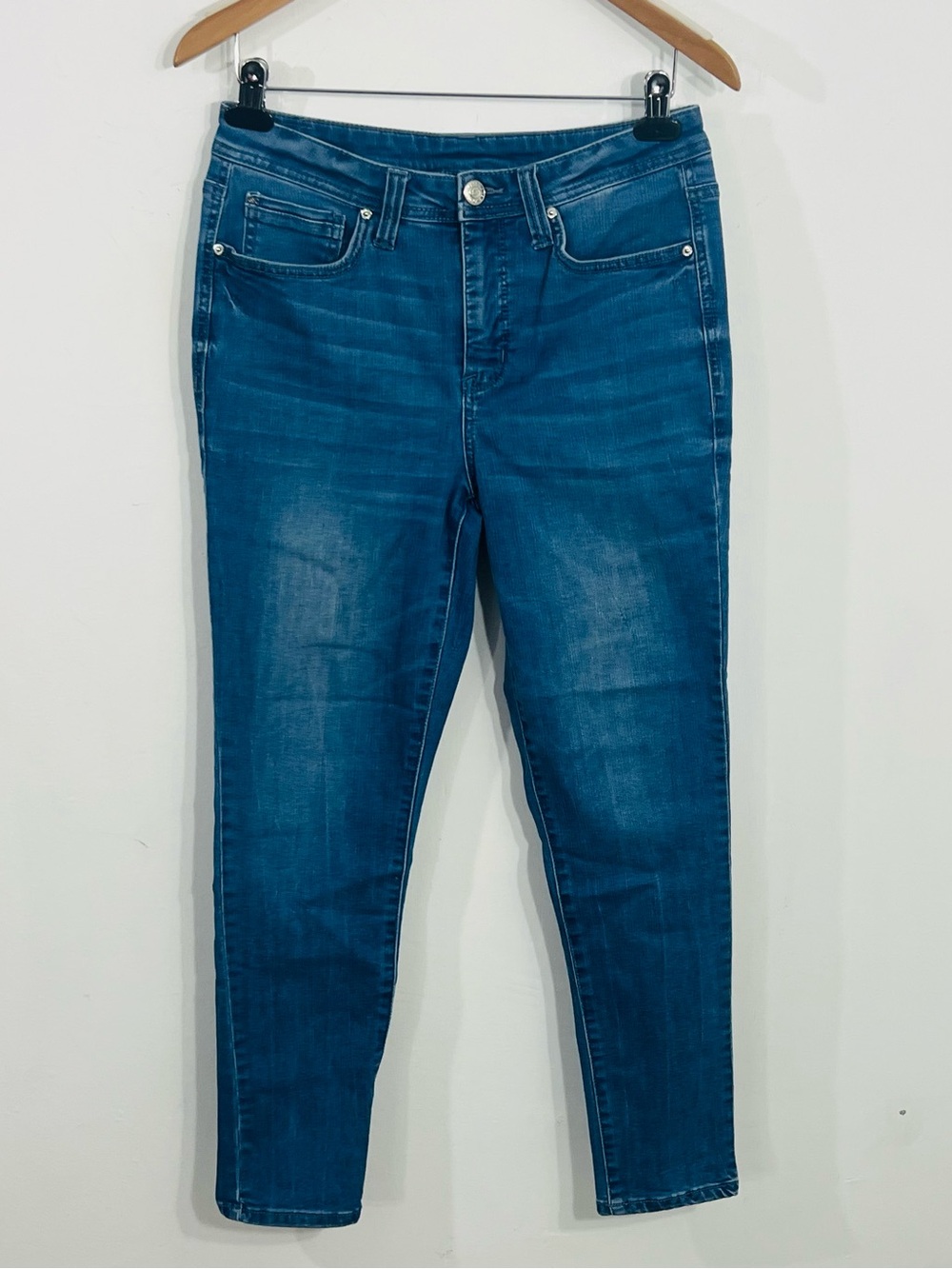 Seven7 Women's Blue Medium Wash Skinny Jeans Stretch Denim 5 Pocket Logo Size 8